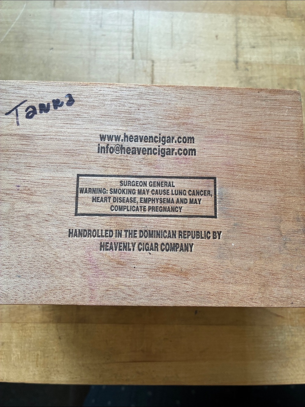 Vintage Wooden Cigar Box! - Picture 5 of 5